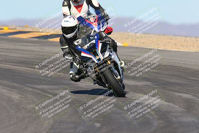 media/Feb-03-2024-SoCal Trackdays (Sat) [[767c60a41c]]/1-Turns 9 and 10 (940am)/